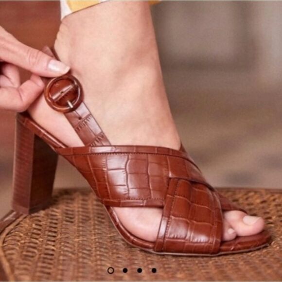 NINE WEST PEEP TOE ADJUSTABLE BUCKLE ANKLE STRAP BLOCK SANDAL - Picture 1 of 15